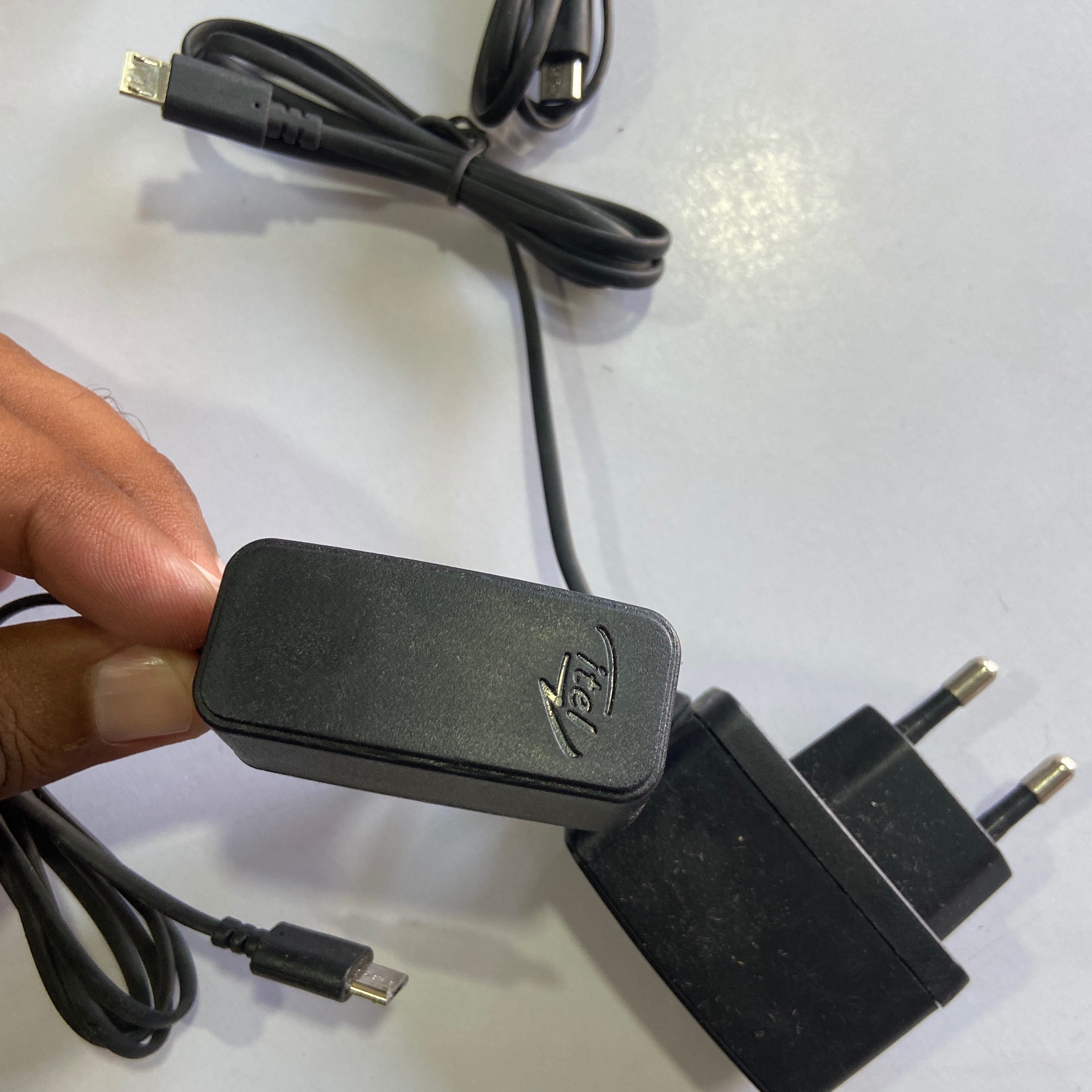 Itell Charger 8600